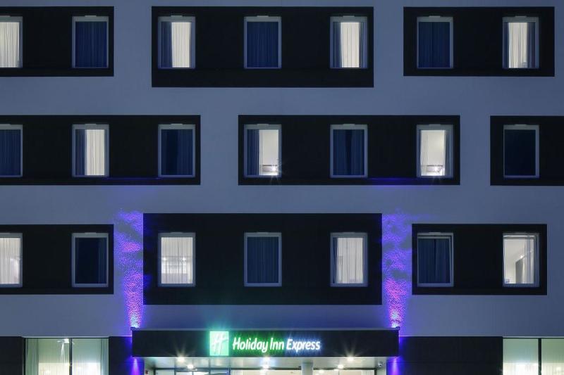 Holiday Inn Express Friedrichshafen, An Ihg Hotel Exterior foto