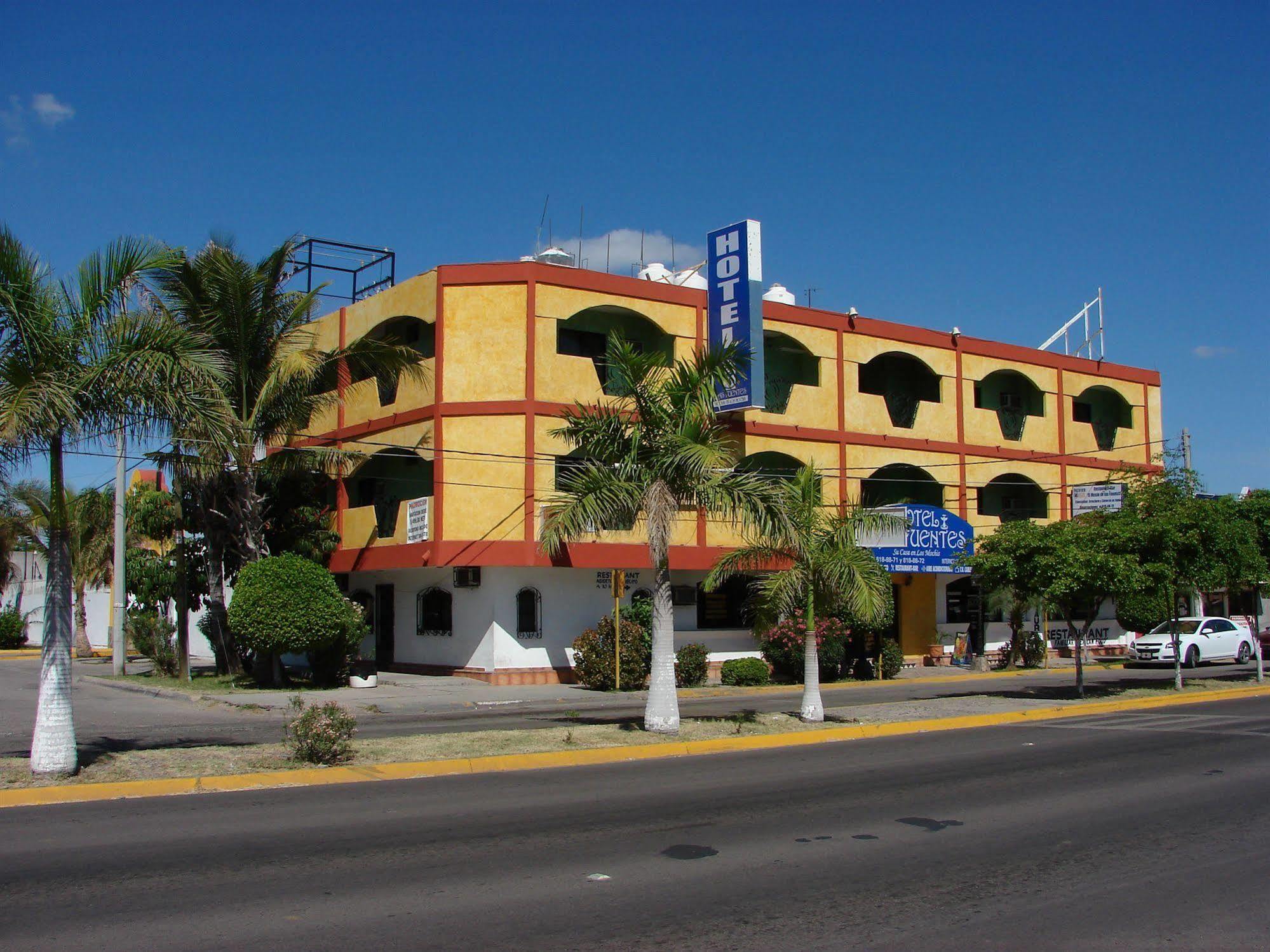 Hotel Las Fuentes Los Mochis Exterior foto