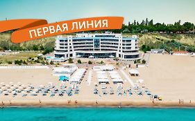 Bugaz Sea View Hotel Grybivka Exterior photo