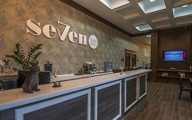 Seven Inn Boutique Hotel Astaná Exterior photo
