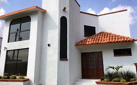 Lomas de Cocoyoc , Family- Friendly Villa Exterior photo