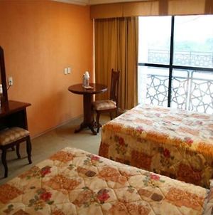 Grand Royal Tampico Hotel Room photo