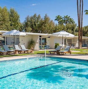 Monkey Tree Hotel By Avantstay Stylish Hotel In Palm Springs W Pool Exterior photo