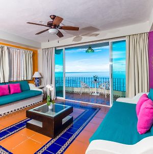 Mar Sereno Hotel & Suites Puerto Vallarta Exterior photo