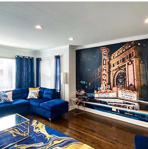 The Blue Golden Luxury Modern 3- Bedroom Apartment In Chicago Exterior photo