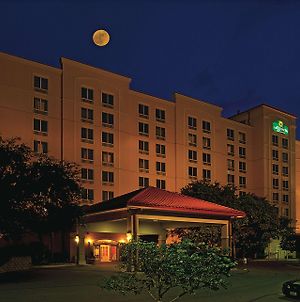 La Quinta By Wyndham San Antonio Medical Ctr. Nw Hotel Exterior photo