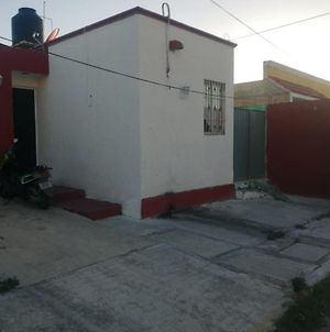 Casa Con 2 Habitaciones, Un Bano, Cocina, Sala Y Comedor Campeche Exterior photo