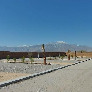 Rv Site With A Gorgeous Mountain View Hotel Desert Hot Springs Exterior photo