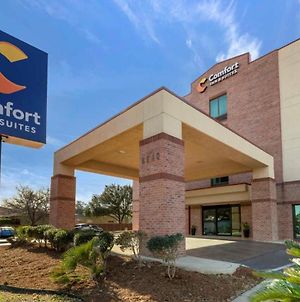Comfort Inn & Suites San Antonio Airport Exterior photo