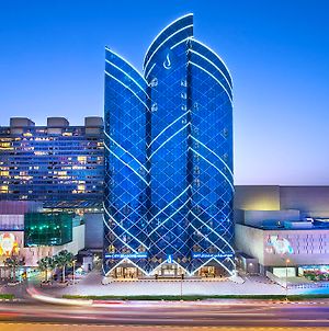 City Seasons Towers Hotel Bur Dubái Exterior photo