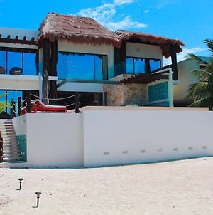Therasia Luxury Beachfront Retreat Telchac Puerto Exterior photo