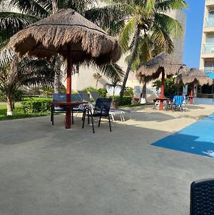 Ocean View Playa Caracoles Apartamento Cancún Exterior photo