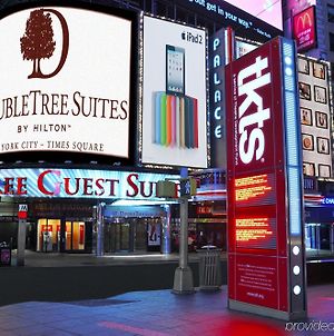 Doubletree Suites By Hilton Nyc - Times Square Nueva York Exterior photo