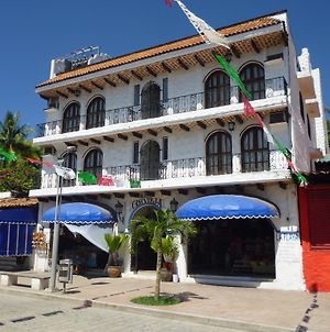 Hotel Casa Vieja Puerto Escondido  Exterior photo
