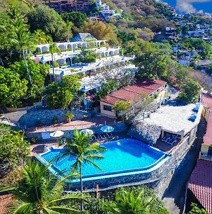 Hotel Catalina Beach Resort Zihuatanejo Exterior photo
