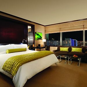 Vdara Hotel&Spa at ARIA Las Vegas Exterior photo