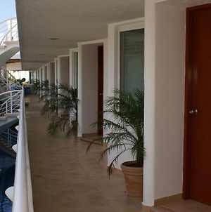 Suites Rivera Cancún Exterior photo