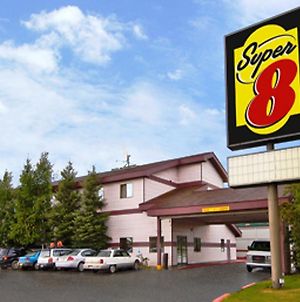 Super 8 By Wyndham Fairbanks Motel Exterior photo