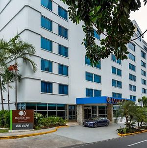 Doubletree By Hilton Ciudad de Panamá Exterior photo