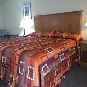 Apalachicola Bay Inn Room photo