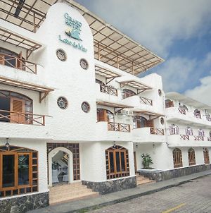 Grand Hotel Lobo De Mar Puerto Ayora  Exterior photo