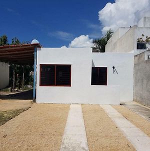 Casa en Mahahual cerca de la playa Villa Exterior photo