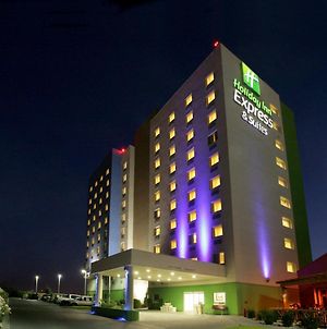 Holiday Inn Express&Suites Monterrey Aeropuerto, an IHG Hotel Exterior photo