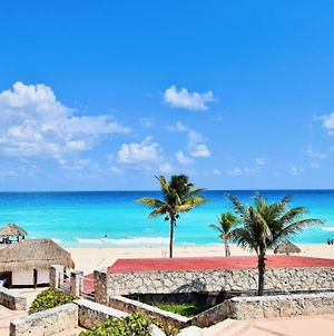 Solymar Condo Beach Resort By Casago Cancún Exterior photo